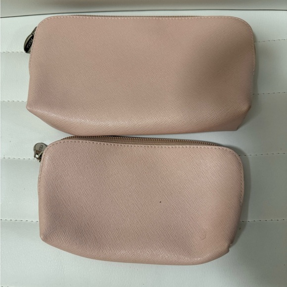 Furla signature zip top cosmetic case set (set of two). Baby pink. - Picture 3 of 7